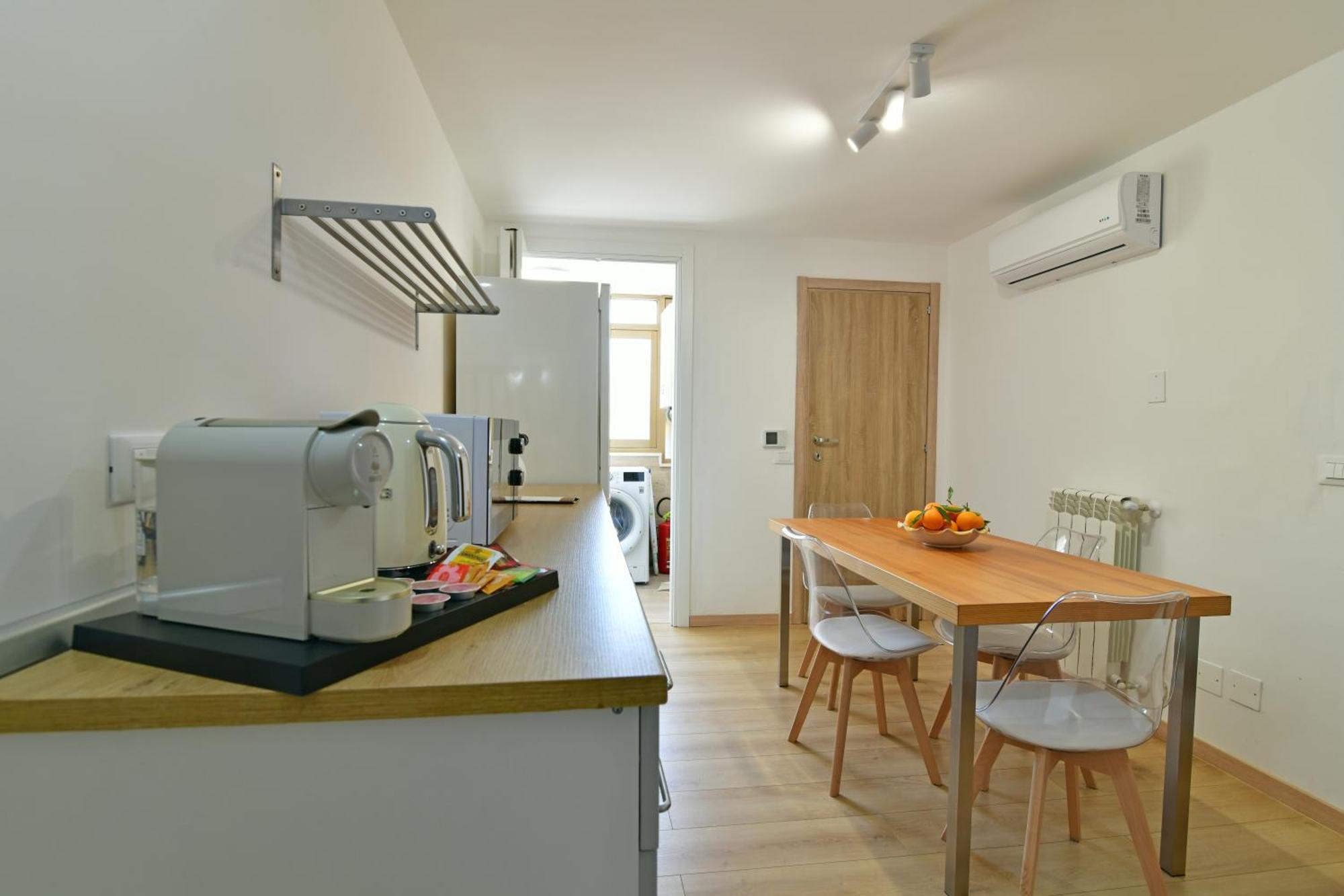 Sabatino Piazza Castelnuovo - Politeama Appartement