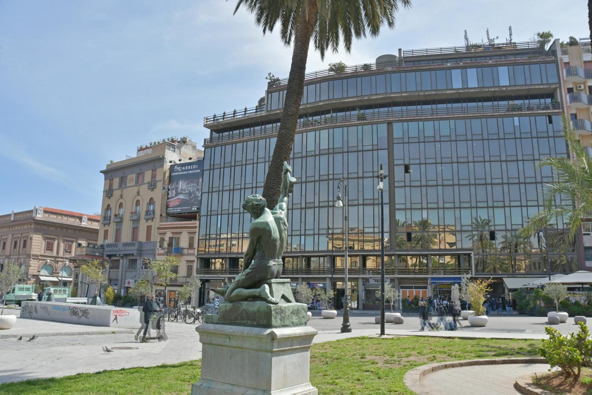 Sabatino Piazza Castelnuovo - Politeama Appartement *